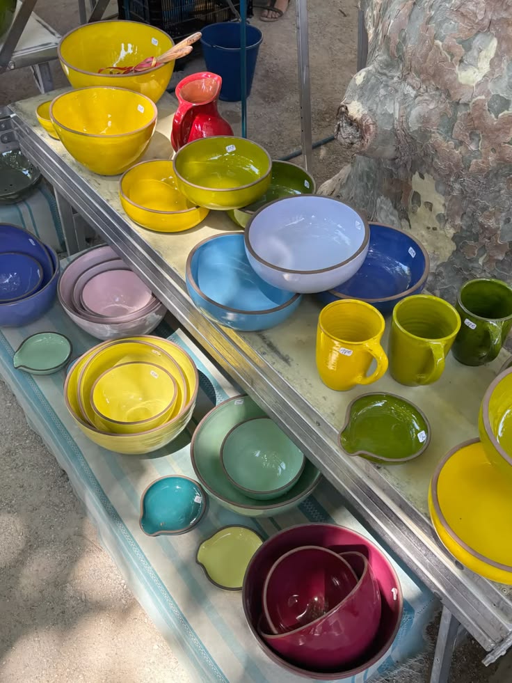 Tableware arranged for everyday use